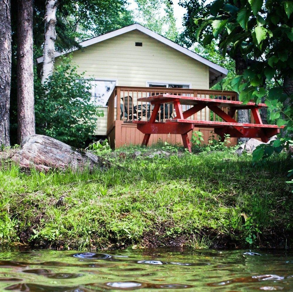 Algonquin'S Edge Resort Madawaska Екстер'єр фото